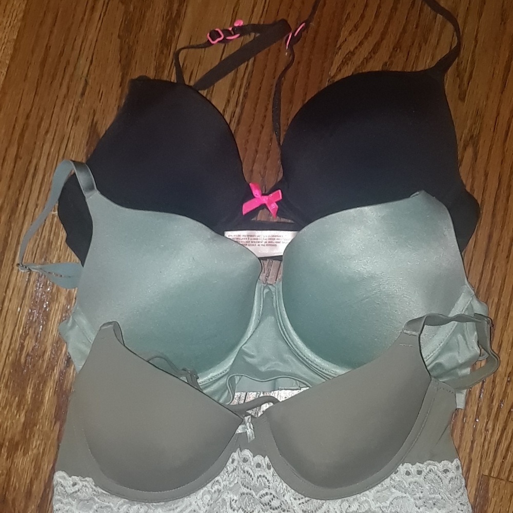 PINK VICTORIA. SECRET BRAS